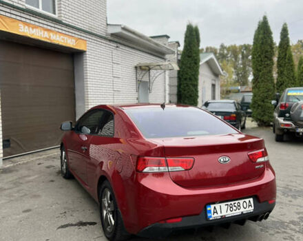 Красный Киа Cerato KOUP, объемом двигателя 1.6 л и пробегом 175 тыс. км за 8500 $, фото 1 на Automoto.ua