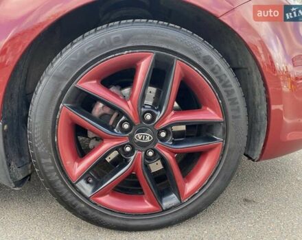 Красный Киа Cerato KOUP, объемом двигателя 2 л и пробегом 107 тыс. км за 10200 $, фото 28 на Automoto.ua
