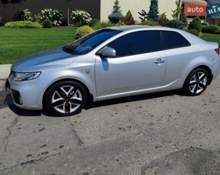 Сірий Кіа Cerato KOUP, об'ємом двигуна 2 л та пробігом 90 тис. км за 8300 $, фото 5 на Automoto.ua