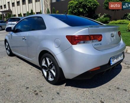 Сірий Кіа Cerato KOUP, об'ємом двигуна 2 л та пробігом 90 тис. км за 8300 $, фото 9 на Automoto.ua