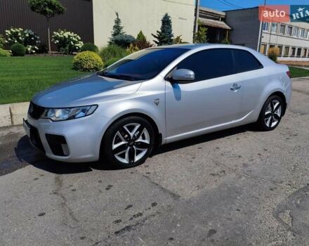 Сірий Кіа Cerato KOUP, об'ємом двигуна 2 л та пробігом 90 тис. км за 8300 $, фото 10 на Automoto.ua