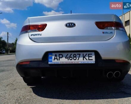 Сірий Кіа Cerato KOUP, об'ємом двигуна 2 л та пробігом 90 тис. км за 8300 $, фото 11 на Automoto.ua