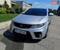 Сірий Кіа Cerato KOUP, об'ємом двигуна 2 л та пробігом 90 тис. км за 8300 $, фото 4 на Automoto.ua