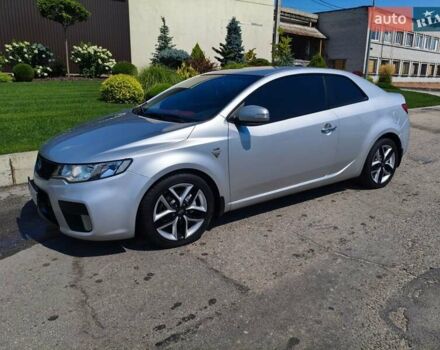 Сірий Кіа Cerato KOUP, об'ємом двигуна 2 л та пробігом 90 тис. км за 8300 $, фото 6 на Automoto.ua