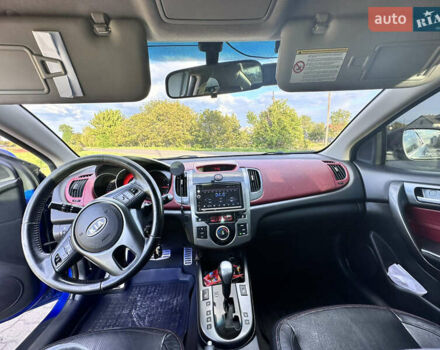 Синий Киа Cerato KOUP, объемом двигателя 2 л и пробегом 144 тыс. км за 8350 $, фото 27 на Automoto.ua