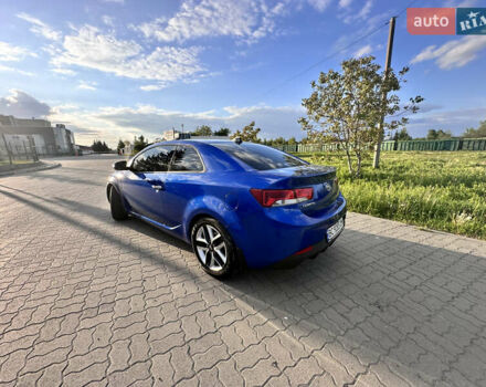 Синий Киа Cerato KOUP, объемом двигателя 2 л и пробегом 144 тыс. км за 8350 $, фото 11 на Automoto.ua