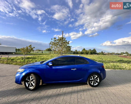 Синий Киа Cerato KOUP, объемом двигателя 2 л и пробегом 144 тыс. км за 8350 $, фото 13 на Automoto.ua