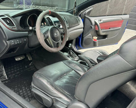 Синій Кіа Cerato KOUP, об'ємом двигуна 2 л та пробігом 236 тис. км за 9500 $, фото 13 на Automoto.ua