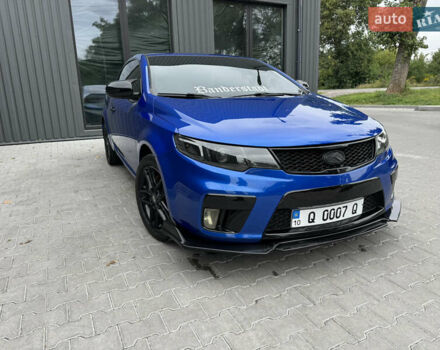 Синій Кіа Cerato KOUP, об'ємом двигуна 2 л та пробігом 236 тис. км за 9500 $, фото 7 на Automoto.ua