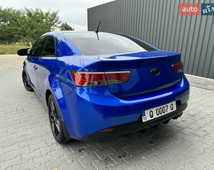 Синій Кіа Cerato KOUP, об'ємом двигуна 2 л та пробігом 236 тис. км за 9500 $, фото 10 на Automoto.ua