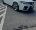 Белый Киа Черато, объемом двигателя 2 л и пробегом 200 тыс. км за 7300 $, фото 1 на Automoto.ua