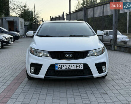 Білий Кіа Черато, об'ємом двигуна 2 л та пробігом 165 тис. км за 8300 $, фото 1 на Automoto.ua