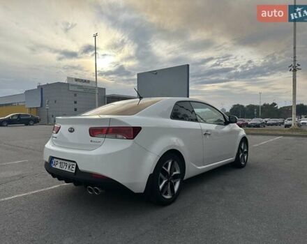 Киа Черато 2011 в Запорожье на Automoto.ua Белый Киа Черато, объемом двигателя 2 л и пробегом 198 тыс. км за 8200 $, фото 2 на Automoto.ua