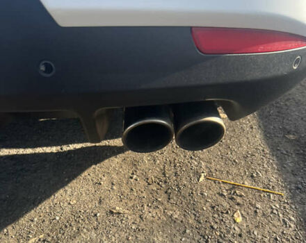 Белый Киа Черато, объемом двигателя 2 л и пробегом 213 тыс. км за 8600 $, фото 18 на Automoto.ua