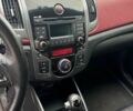 Білий Кіа Черато, об'ємом двигуна 2 л та пробігом 175 тис. км за 8500 $, фото 8 на Automoto.ua