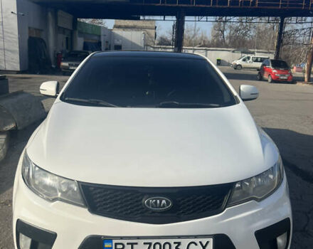 Белый Киа Черато, объемом двигателя 2 л и пробегом 213 тыс. км за 8600 $, фото 1 на Automoto.ua