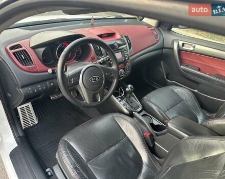 Киа Черато 2011 в Запорожье на Automoto.ua Белый Киа Черато, объемом двигателя 2 л и пробегом 198 тыс. км за 8200 $, фото 8 на Automoto.ua