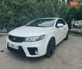 Белый Киа Черато, объемом двигателя 2 л и пробегом 200 тыс. км за 7000 $, фото 1 на Automoto.ua
