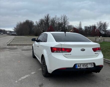 Білий Кіа Черато, об'ємом двигуна 2 л та пробігом 175 тис. км за 8500 $, фото 3 на Automoto.ua