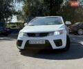 Білий Кіа Черато, об'ємом двигуна 2 л та пробігом 175 тис. км за 6800 $, фото 2 на Automoto.ua