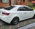 Белый Киа Черато, объемом двигателя 2 л и пробегом 310 тыс. км за 5000 $, фото 1 на Automoto.ua