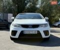 Білий Кіа Черато, об'ємом двигуна 2 л та пробігом 175 тис. км за 6800 $, фото 8 на Automoto.ua