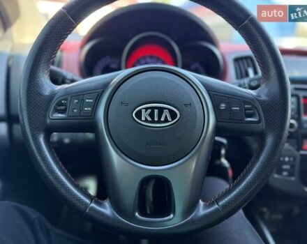 Білий Кіа Черато, об'ємом двигуна 2 л та пробігом 175 тис. км за 6800 $, фото 34 на Automoto.ua