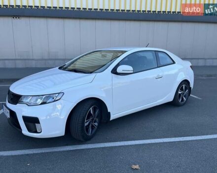 Білий Кіа Черато, об'ємом двигуна 2 л та пробігом 235 тис. км за 7700 $, фото 1 на Automoto.ua