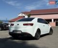 Білий Кіа Черато, об'ємом двигуна 2 л та пробігом 175 тис. км за 6800 $, фото 4 на Automoto.ua