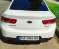 Білий Кіа Черато, об'ємом двигуна 2 л та пробігом 115 тис. км за 9400 $, фото 4 на Automoto.ua