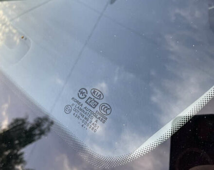 Белый Киа Черато, объемом двигателя 1.6 л и пробегом 174 тыс. км за 5500 $, фото 5 на Automoto.ua