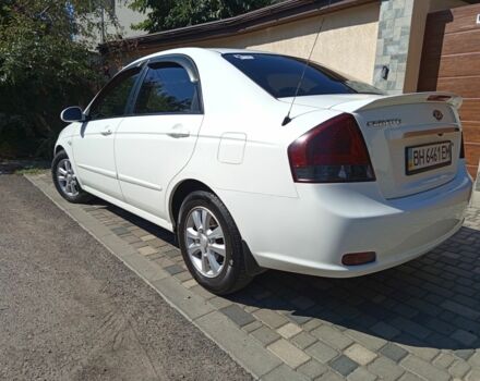 Білий Кіа Черато, об'ємом двигуна 1.6 л та пробігом 290 тис. км за 4400 $, фото 3 на Automoto.ua