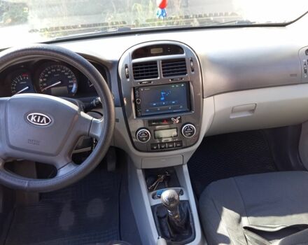 Білий Кіа Черато, об'ємом двигуна 1.6 л та пробігом 290 тис. км за 4400 $, фото 4 на Automoto.ua