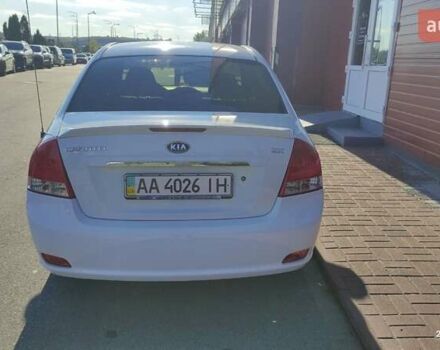 Белый Киа Черато, объемом двигателя 1.6 л и пробегом 144 тыс. км за 5000 $, фото 6 на Automoto.ua