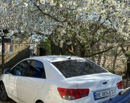 Білий Кіа Черато, об'ємом двигуна 1.6 л та пробігом 180 тис. км за 7500 $, фото 18 на Automoto.ua