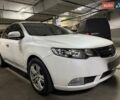 Білий Кіа Черато, об'ємом двигуна 2 л та пробігом 150 тис. км за 11400 $, фото 3 на Automoto.ua