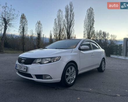 Білий Кіа Черато, об'ємом двигуна 1.59 л та пробігом 154 тис. км за 7500 $, фото 1 на Automoto.ua