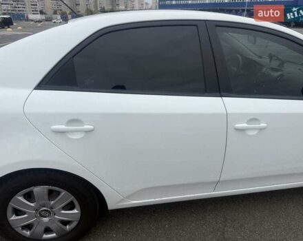 Белый Киа Черато, объемом двигателя 1.59 л и пробегом 118 тыс. км за 9600 $, фото 9 на Automoto.ua