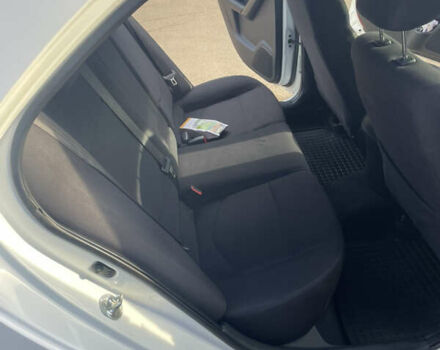 Білий Кіа Черато, об'ємом двигуна 1.6 л та пробігом 180 тис. км за 7500 $, фото 4 на Automoto.ua