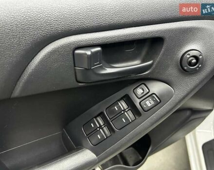 Білий Кіа Черато, об'ємом двигуна 1.59 л та пробігом 180 тис. км за 6300 $, фото 19 на Automoto.ua