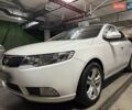 Білий Кіа Черато, об'ємом двигуна 2 л та пробігом 150 тис. км за 11400 $, фото 4 на Automoto.ua