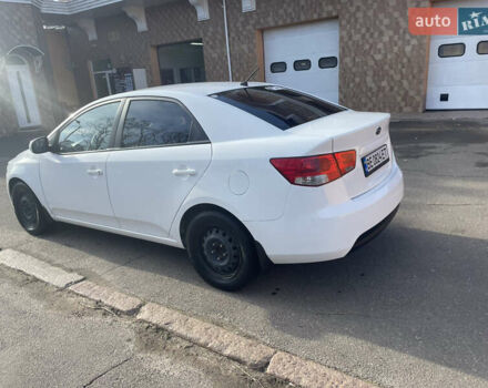 Білий Кіа Черато, об'ємом двигуна 1.6 л та пробігом 180 тис. км за 7500 $, фото 16 на Automoto.ua