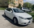 Белый Киа Черато, объемом двигателя 1.6 л и пробегом 230 тыс. км за 7200 $, фото 1 на Automoto.ua