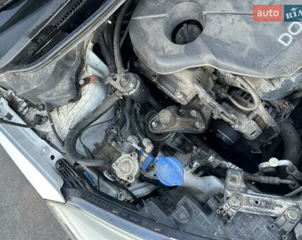 Киа Черато 2012 в Чернигове на Automoto.ua Белый Киа Черато, объемом двигателя 1.6 л и пробегом 213 тыс. км за 10300 $, фото 20 на Automoto.ua