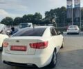 Білий Кіа Черато, об'ємом двигуна 1.59 л та пробігом 209 тис. км за 8250 $, фото 14 на Automoto.ua