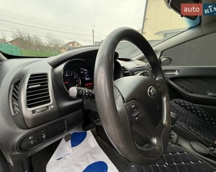 Білий Кіа Черато, об'ємом двигуна 1.6 л та пробігом 100 тис. км за 8300 $, фото 20 на Automoto.ua