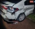 Белый Киа Черато, объемом двигателя 1.6 л и пробегом 300 тыс. км за 4400 $, фото 7 на Automoto.ua