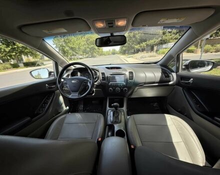 Белый Киа Черато, объемом двигателя 2 л и пробегом 80 тыс. км за 4200 $, фото 6 на Automoto.ua