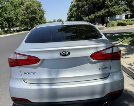 Белый Киа Черато, объемом двигателя 2 л и пробегом 80 тыс. км за 4200 $, фото 3 на Automoto.ua