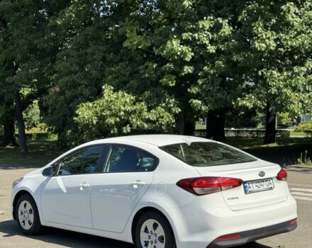 Белый Киа Черато, объемом двигателя 2 л и пробегом 97 тыс. км за 9200 $, фото 2 на Automoto.ua